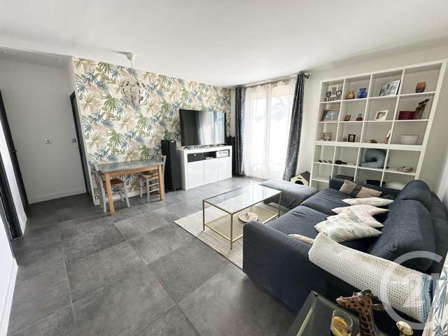 Appartement F4 à vendre - 4 pièces - 74.0 m2 - ST CYR SUR MER - 83 - PROVENCE-ALPES-COTE-D-AZUR - Century 21 Noël Immobilier