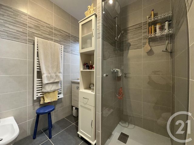 Appartement F3 à vendre - 3 pièces - 85.0 m2 - ST CYR SUR MER - 83 - PROVENCE-ALPES-COTE-D-AZUR - Century 21 Noël Immobilier