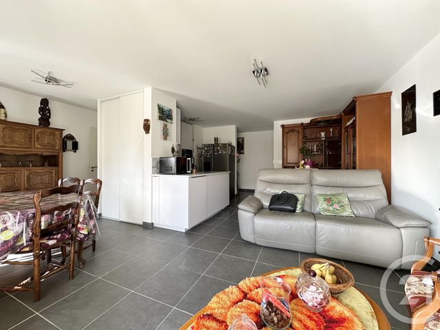 Appartement F3 à vendre - 3 pièces - 85.0 m2 - ST CYR SUR MER - 83 - PROVENCE-ALPES-COTE-D-AZUR - Century 21 Noël Immobilier