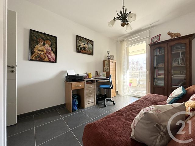 Appartement F3 à vendre - 3 pièces - 85.0 m2 - ST CYR SUR MER - 83 - PROVENCE-ALPES-COTE-D-AZUR - Century 21 Noël Immobilier