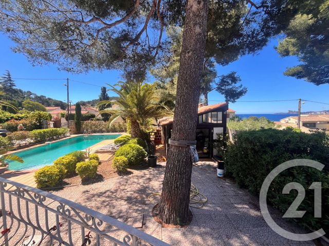 maison à vendre - 6 pièces - 134.84 m2 - ST CYR SUR MER - 83 - PROVENCE-ALPES-COTE-D-AZUR - Century 21 Noël Immobilier
