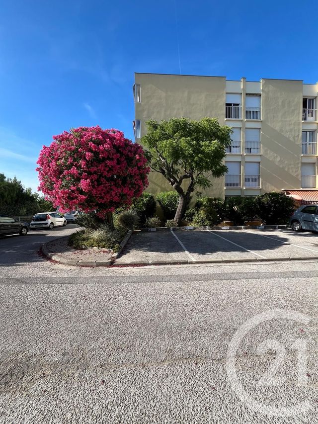 Appartement F3 à louer - 3 pièces - 55.98 m2 - SIX FOURS LES PLAGES - 83 - PROVENCE-ALPES-COTE-D-AZUR - Century 21 Noël Immobilier