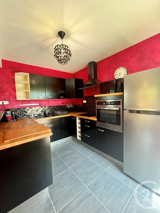 Appartement F3 à louer - 3 pièces - 55.98 m2 - SIX FOURS LES PLAGES - 83 - PROVENCE-ALPES-COTE-D-AZUR - Century 21 Noël Immobilier