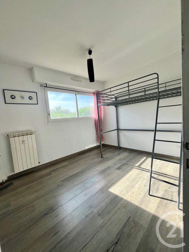 Appartement F3 à louer - 3 pièces - 55.98 m2 - SIX FOURS LES PLAGES - 83 - PROVENCE-ALPES-COTE-D-AZUR - Century 21 Noël Immobilier