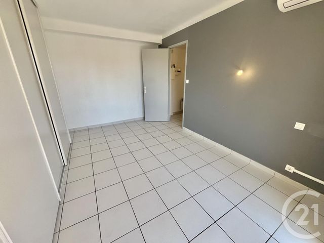 Appartement F2 à vendre - 2 pièces - 45.31 m2 - ST CYR SUR MER - 83 - PROVENCE-ALPES-COTE-D-AZUR - Century 21 Noël Immobilier