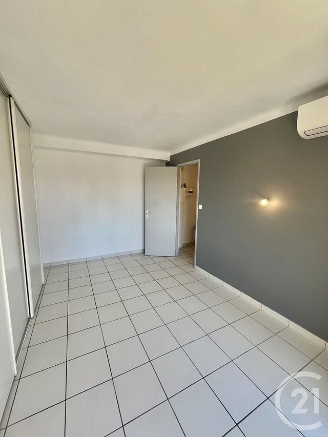 Appartement F2 à vendre - 2 pièces - 45.31 m2 - ST CYR SUR MER - 83 - PROVENCE-ALPES-COTE-D-AZUR - Century 21 Noël Immobilier