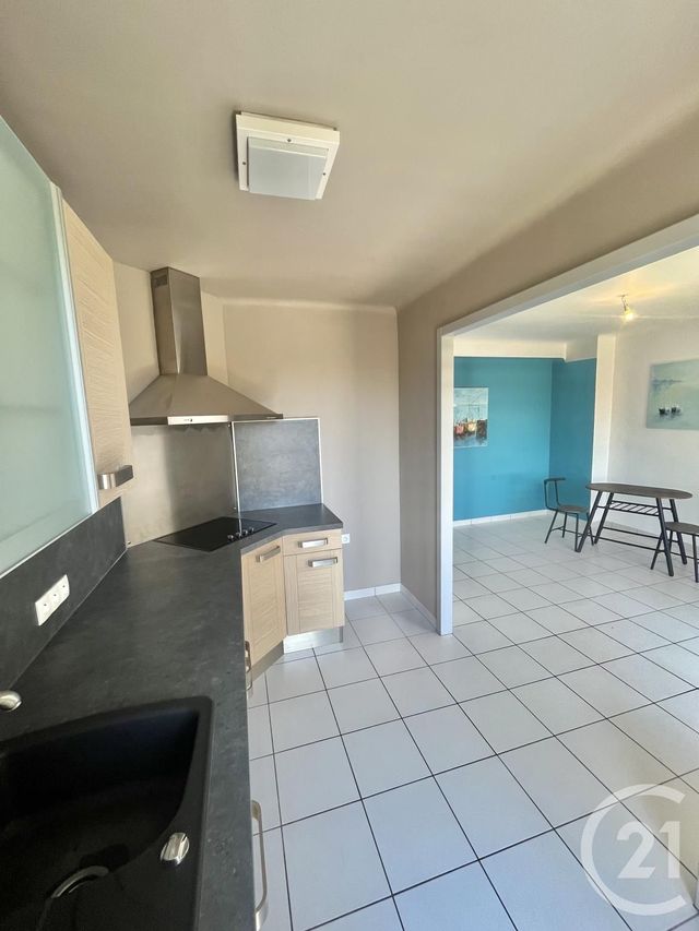 Appartement F2 à vendre - 2 pièces - 45.31 m2 - ST CYR SUR MER - 83 - PROVENCE-ALPES-COTE-D-AZUR - Century 21 Noël Immobilier