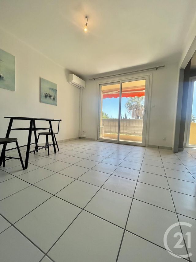 Appartement F2 à vendre - 2 pièces - 45.31 m2 - ST CYR SUR MER - 83 - PROVENCE-ALPES-COTE-D-AZUR - Century 21 Noël Immobilier