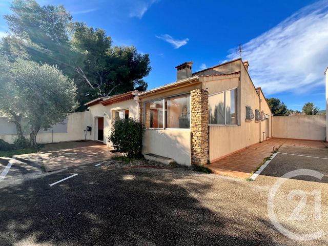 maison à louer - 6 pièces - 134.0 m2 - ST CYR SUR MER - 83 - PROVENCE-ALPES-COTE-D-AZUR - Century 21 Noël Immobilier