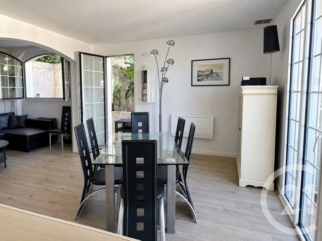 Appartement F3 à vendre - 3 pièces - 59.0 m2 - ST CYR SUR MER - 83 - PROVENCE-ALPES-COTE-D-AZUR - Century 21 Noël Immobilier