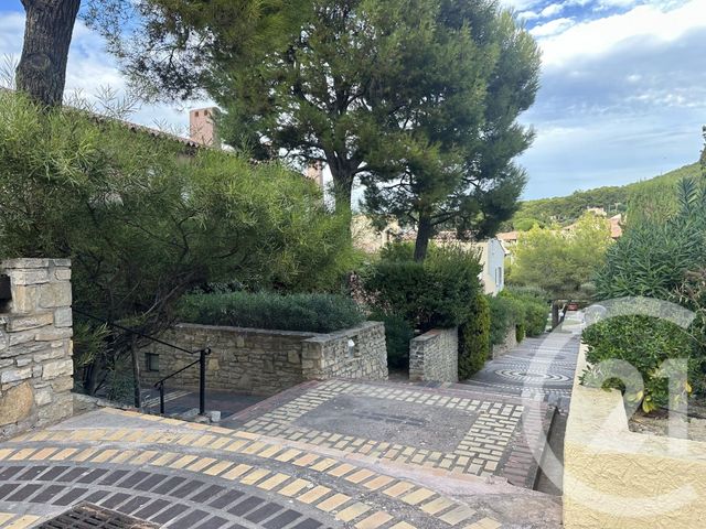 Appartement F3 à vendre - 3 pièces - 60.42 m2 - ST CYR SUR MER - 83 - PROVENCE-ALPES-COTE-D-AZUR - Century 21 Noël Immobilier