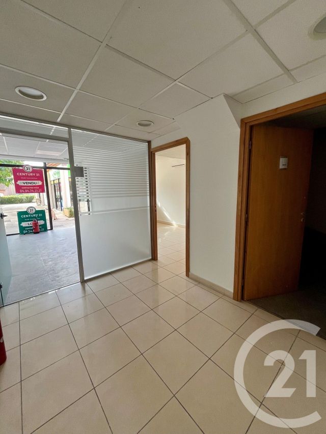 commerce à vendre - 44.8 m2 - ST CYR SUR MER - 83 - PROVENCE-ALPES-COTE-D-AZUR - Century 21 Noël Immobilier