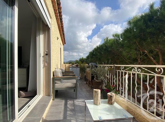 Appartement F3 à vendre - 3 pièces - 53.06 m2 - ST CYR SUR MER - 83 - PROVENCE-ALPES-COTE-D-AZUR - Century 21 Noël Immobilier