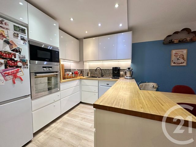 Appartement F3 à vendre - 3 pièces - 56.0 m2 - ST CYR SUR MER - 83 - PROVENCE-ALPES-COTE-D-AZUR - Century 21 Noël Immobilier