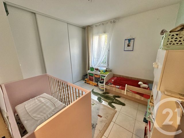 Appartement F3 à vendre - 3 pièces - 56.0 m2 - ST CYR SUR MER - 83 - PROVENCE-ALPES-COTE-D-AZUR - Century 21 Noël Immobilier
