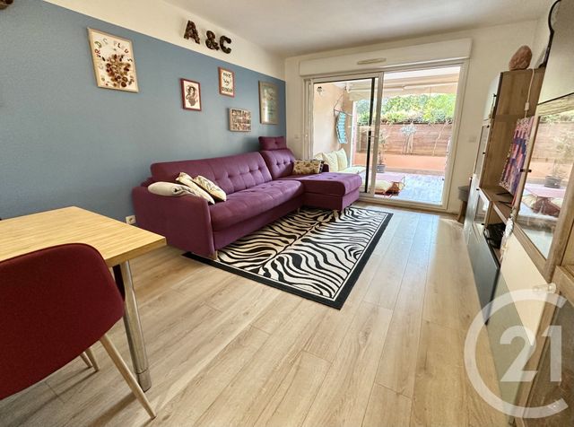 Appartement F3 à vendre - 3 pièces - 56.0 m2 - ST CYR SUR MER - 83 - PROVENCE-ALPES-COTE-D-AZUR - Century 21 Noël Immobilier