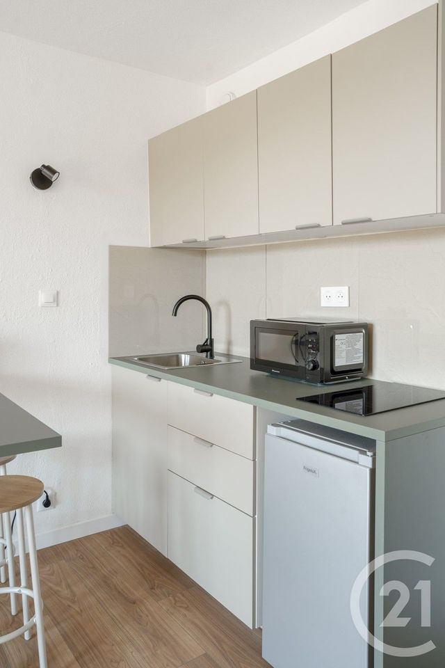 Appartement F1 à vendre - 1 pièce - 22.0 m2 - ST CYR SUR MER - 83 - PROVENCE-ALPES-COTE-D-AZUR - Century 21 Noël Immobilier