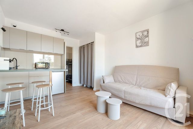 Appartement F1 à vendre - 1 pièce - 22.0 m2 - ST CYR SUR MER - 83 - PROVENCE-ALPES-COTE-D-AZUR - Century 21 Noël Immobilier
