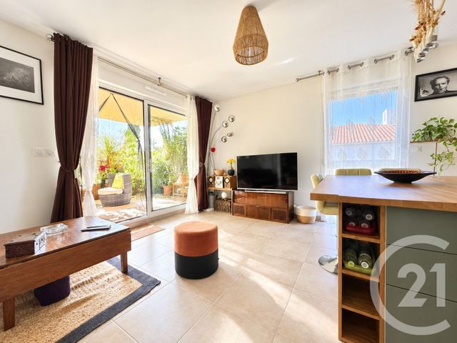 Appartement F3 à vendre - 3 pièces - 60.0 m2 - ST CYR SUR MER - 83 - PROVENCE-ALPES-COTE-D-AZUR - Century 21 Noël Immobilier