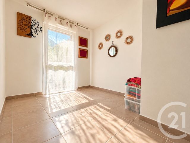 Appartement F3 à vendre - 3 pièces - 60.0 m2 - ST CYR SUR MER - 83 - PROVENCE-ALPES-COTE-D-AZUR - Century 21 Noël Immobilier
